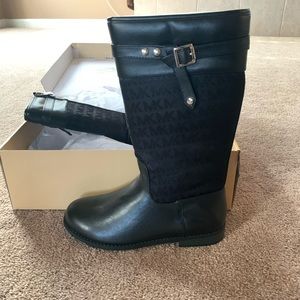 Micheal Kors Boots for Girls